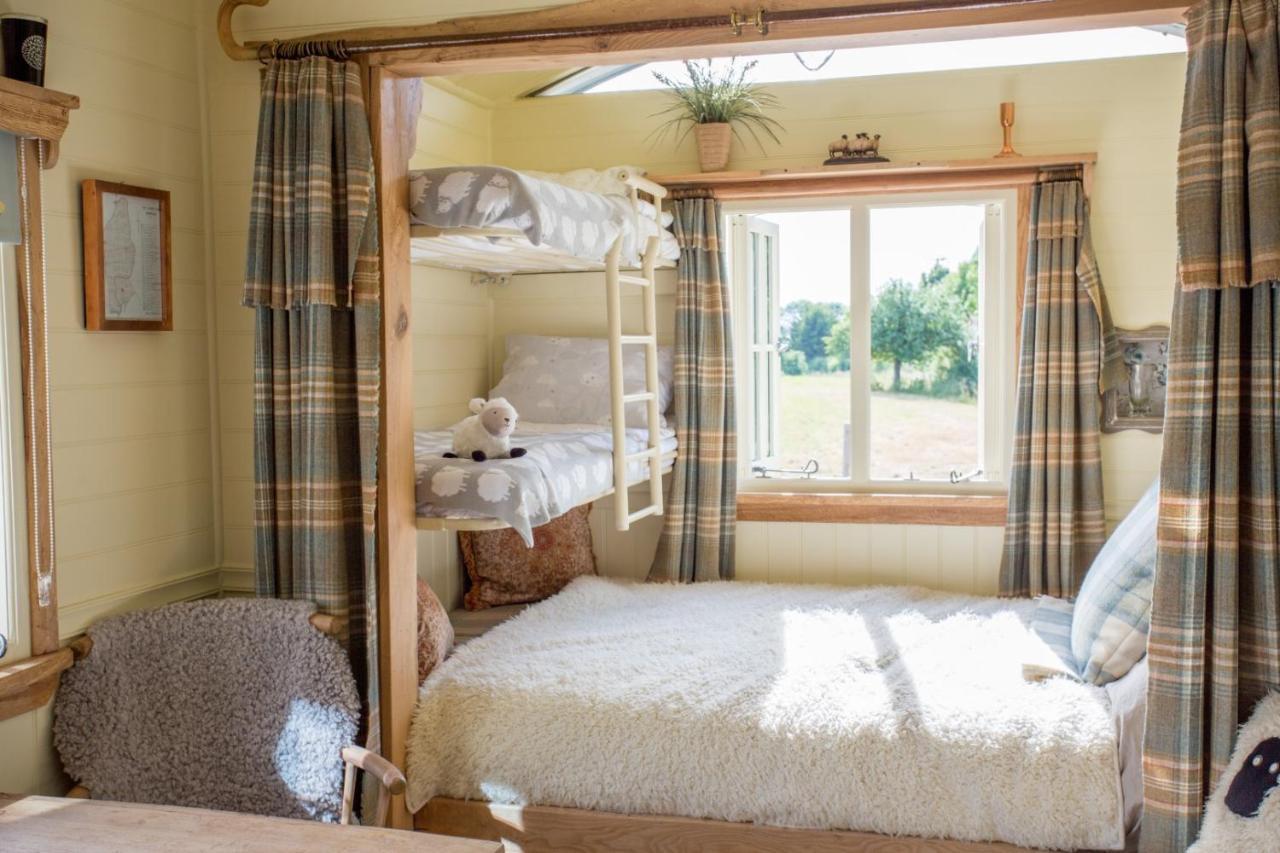 The Abberton Shepherds Hut Farm stay *