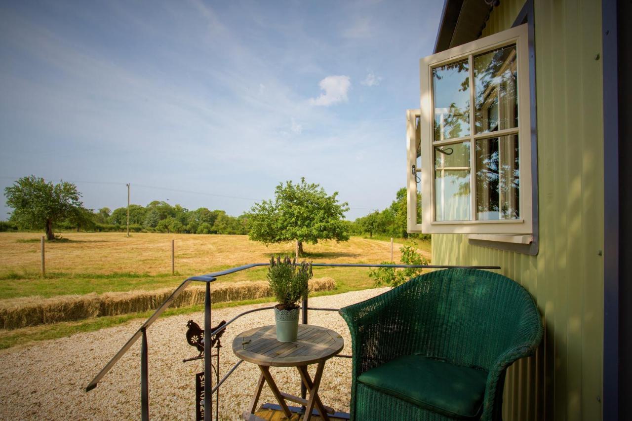 The Abberton Shepherds Hut Farm stay *